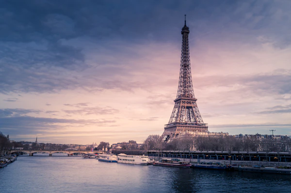 Medicine courier Hyderabad to France Paris Lyon